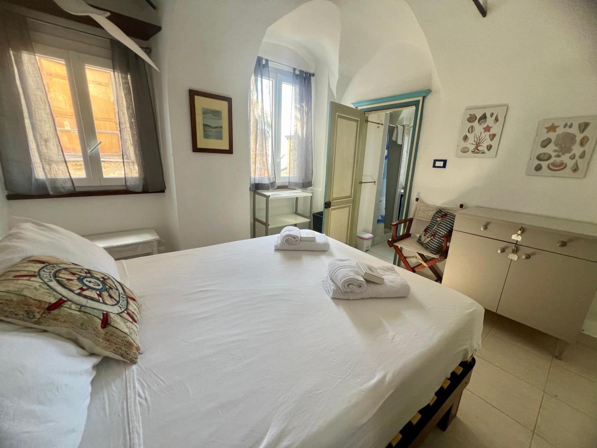 Suite Terrace In Pigna - Санремо Екстер'єр фото
