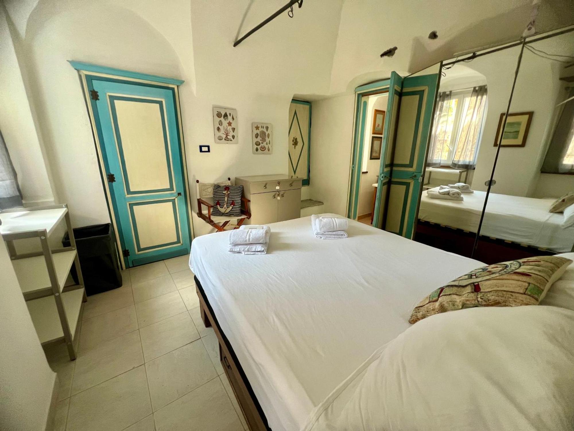 Suite Terrace In Pigna - Санремо Екстер'єр фото