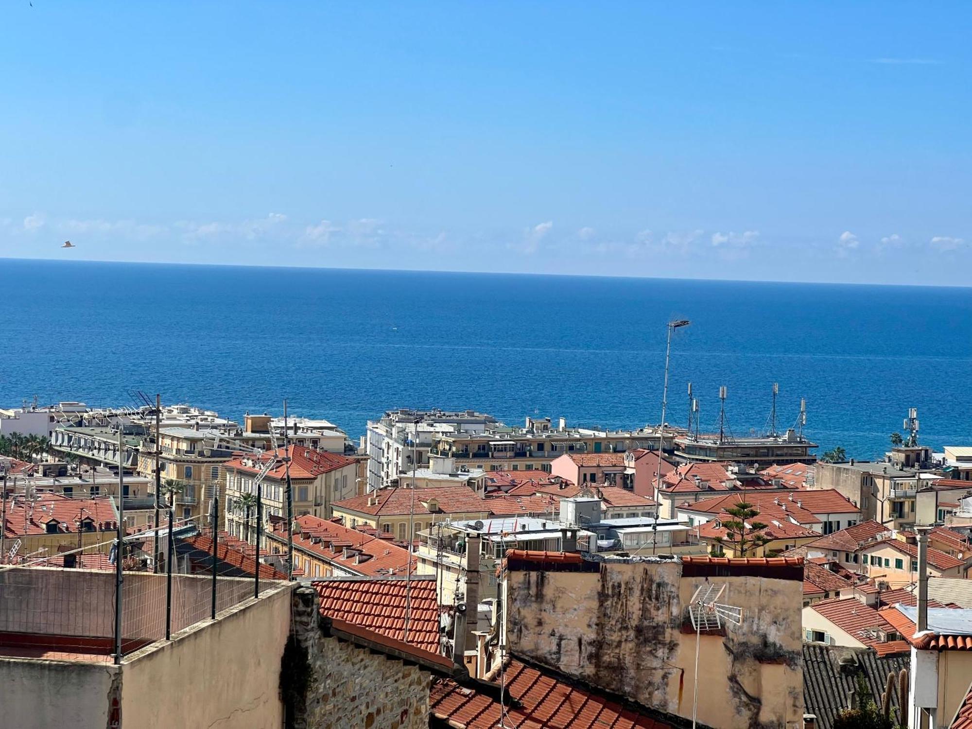 Suite Terrace In Pigna - Санремо Екстер'єр фото